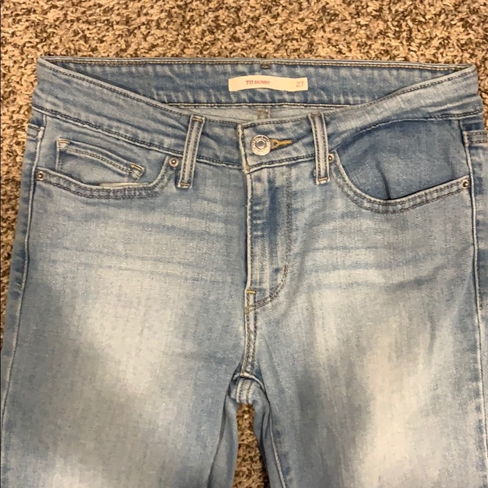 711 Skinny Levi’s Jeans
